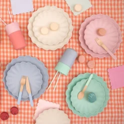 Meri-Meri Meri Meri Small Pink Reusable Bamboo Plates (Pack Of 6) -Child Home Decoration Store GUEST 530c2601 eb70 450b a166 8904fa0b9238