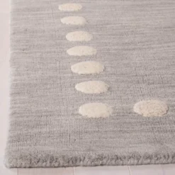 Safavieh Kids SFK802 Hand Loomed Area Rug - Safavieh -Child Home Decoration Store GUEST 53cf33e2 2cdc 4a6a b529 0572860a416f