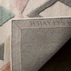 Safavieh Kids SFK901 Hand Tufted Area Rug - Safavieh -Child Home Decoration Store GUEST 61c59f20 ad56 406d bfcb 07cc070358aa