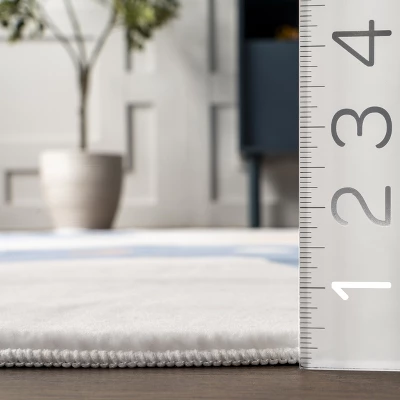 NuLOOM Ariella Giraffe Kids Machine Washable Area Rug 3 NuLOOM Ariella Giraffe Kids Machine Washable Area Rug - Image 2