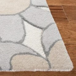 Safavieh Kids SFK923 Hand Tufted Area Rug - Safavieh -Child Home Decoration Store GUEST b05528ea d613 4ada a3ed a18f41a21660